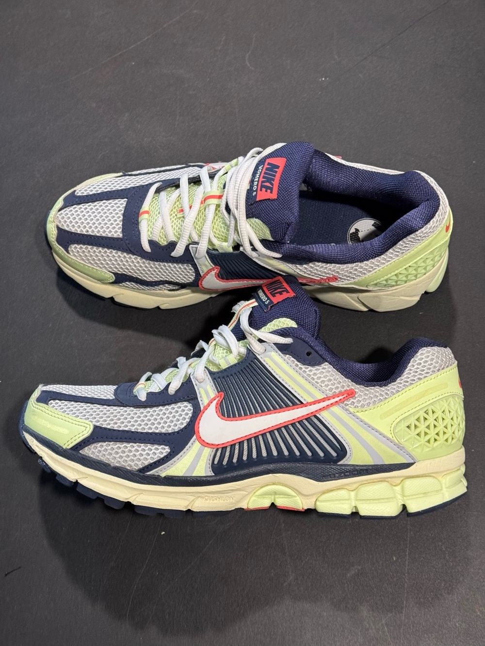 Men’s Nike Zoom Vomero 5